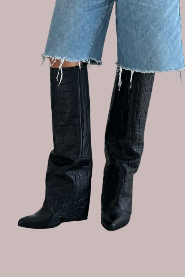 Black leather boots Baroc Boutique
