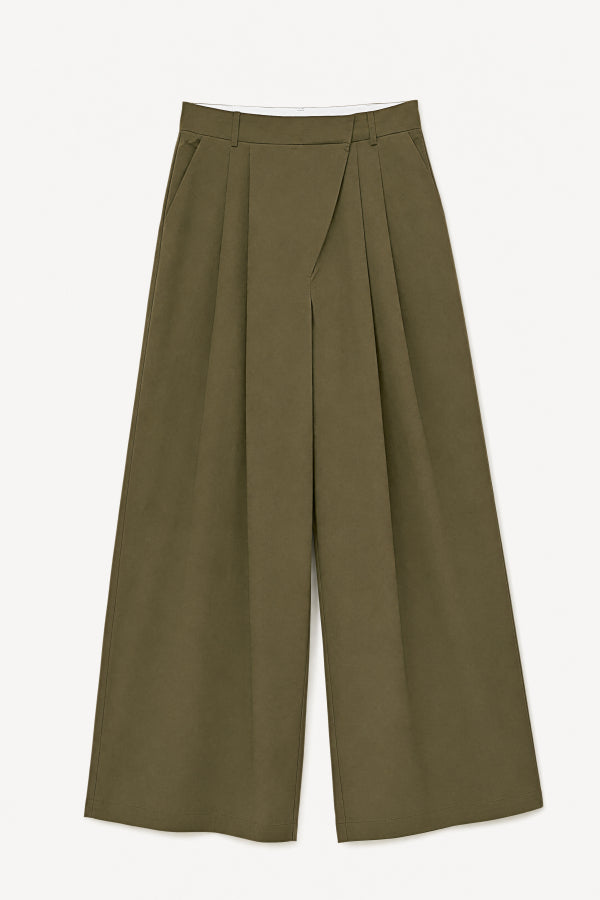 Chaki set with pointed collar shirt, and wide leg pants Baroc Boutique