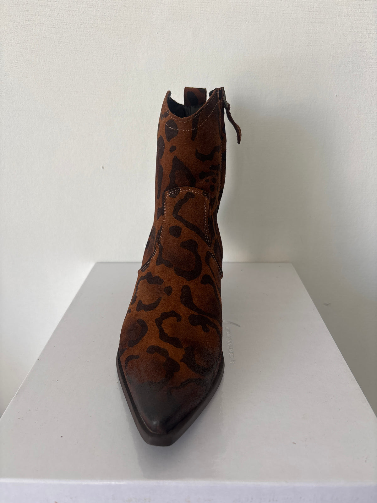 Cognac jaguar Leopard print ankle boots Baroc Boutique