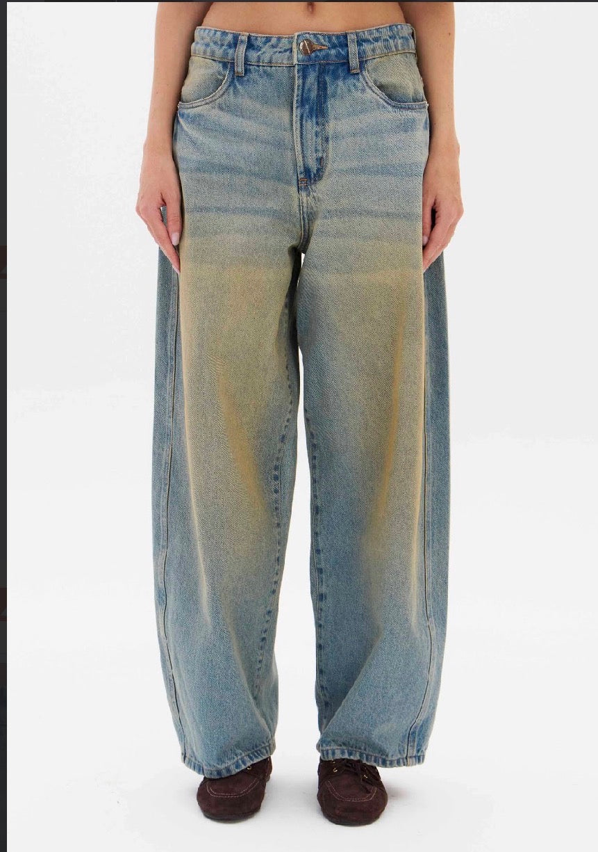 Dirty denim vintage finish balloon denim trouser Baroc Boutique