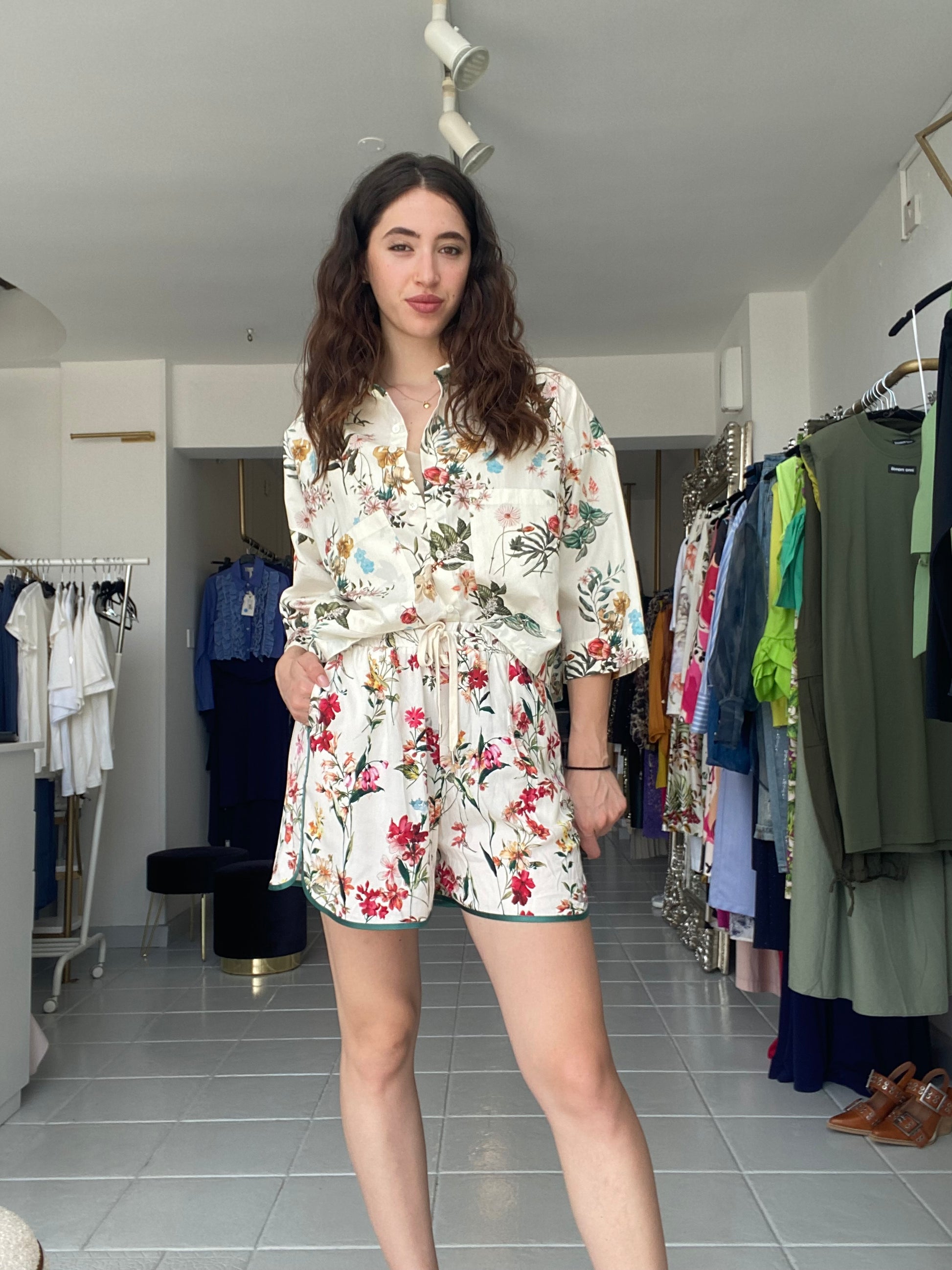 Floral short Baroc Boutique