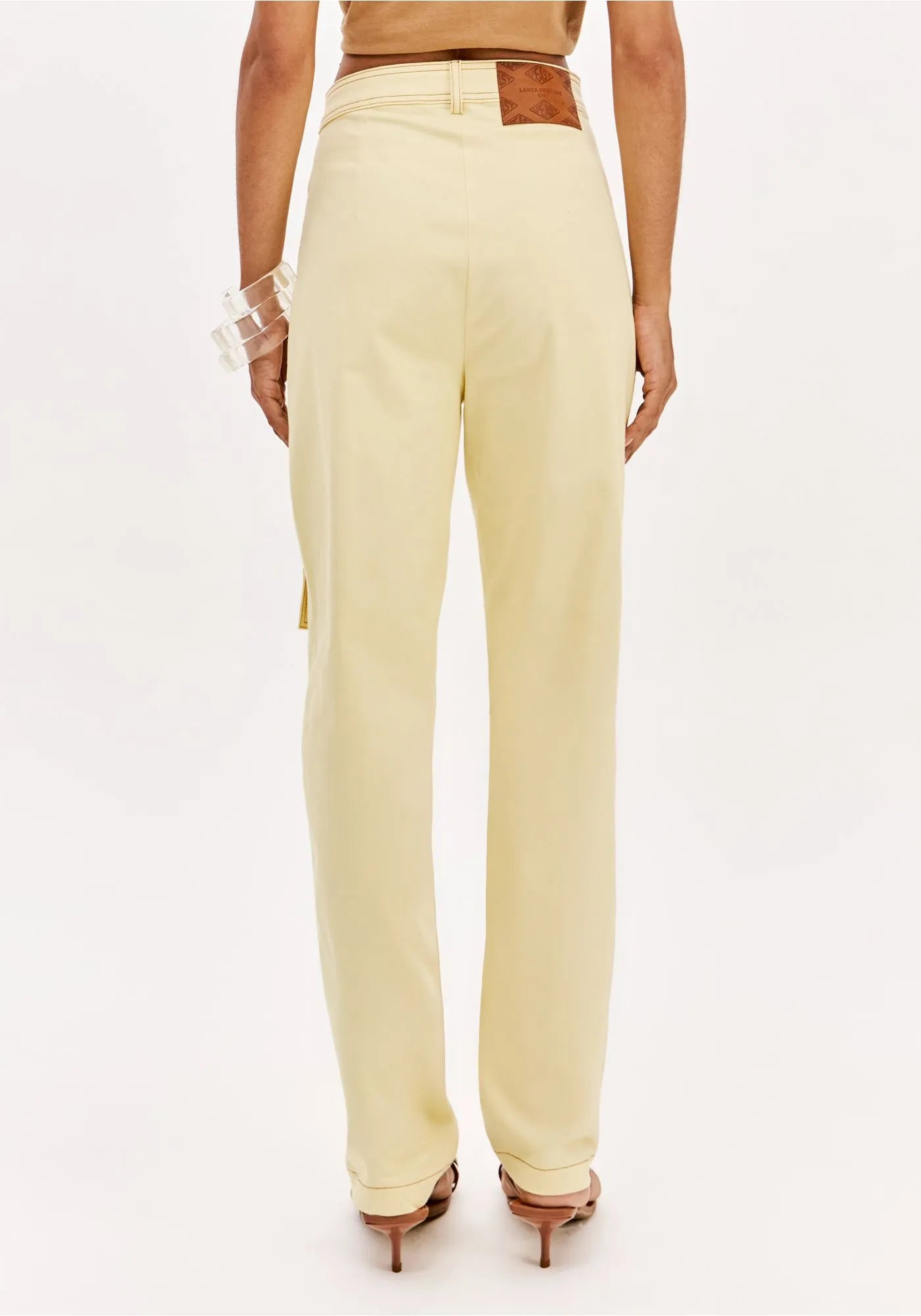High-waisted carrot pants with pockets Baroc Boutique