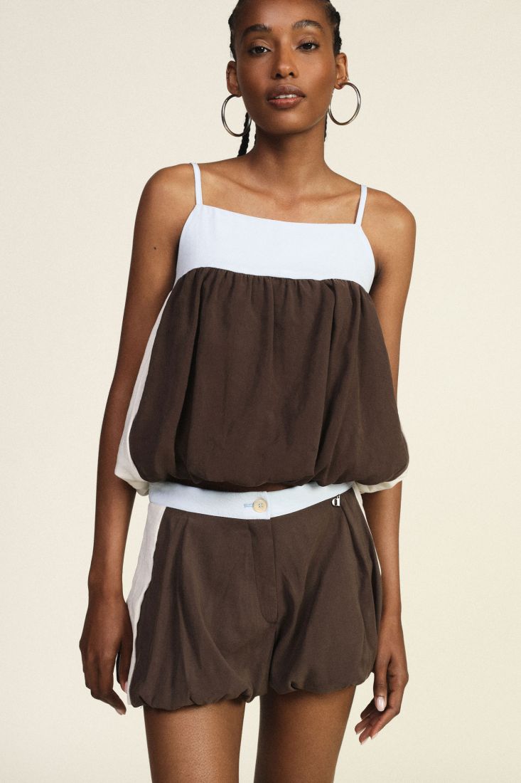 Hot pants shorts with contrast waistband and gathered hem Baroc Boutique