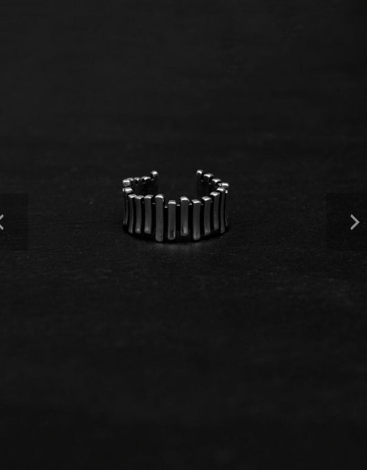 Irregular stripes ring Baroc Boutique