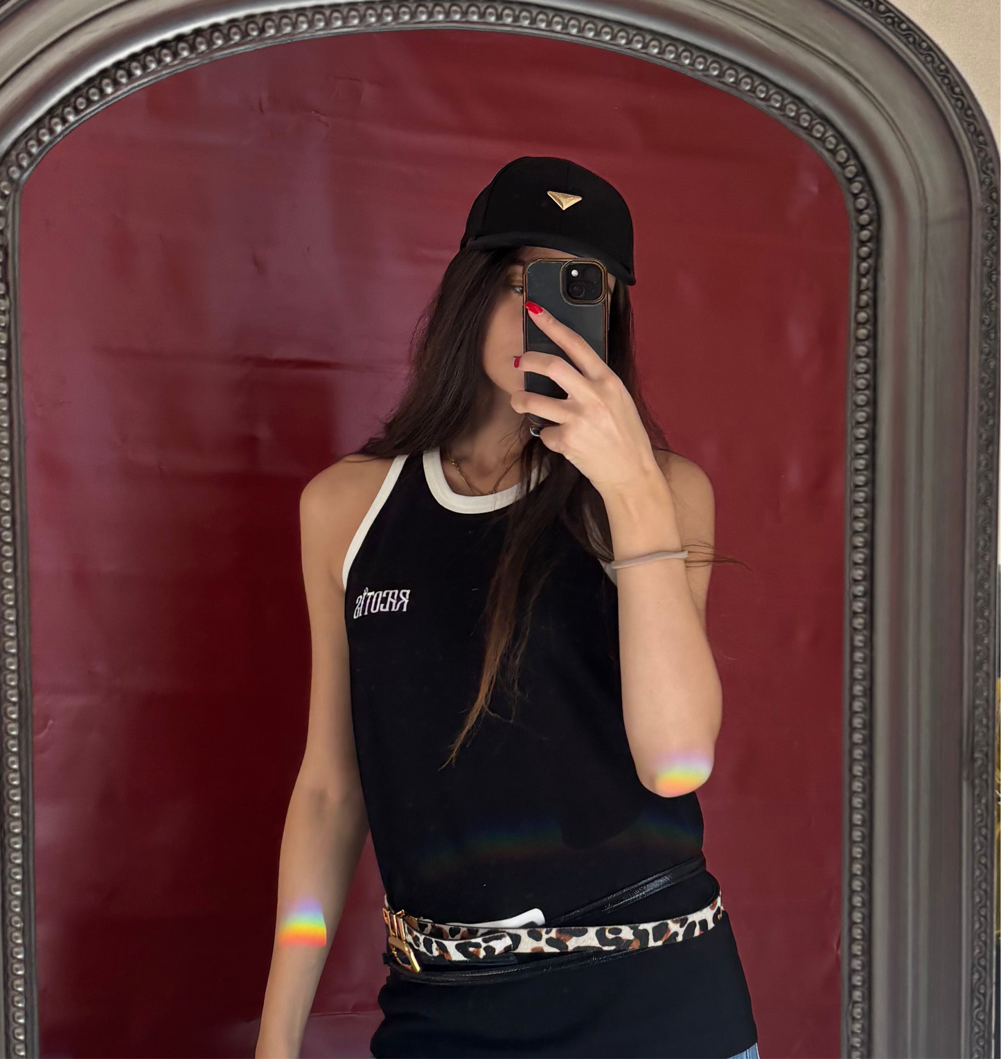 Launch cap with gold plaque Baroc Boutique