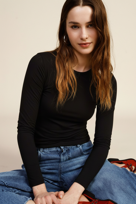 Longsleeve fitted top with round neckline Baroc Boutique