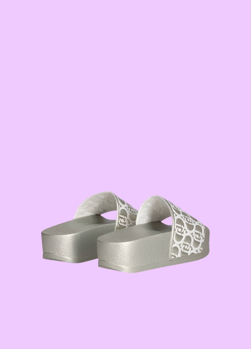 Metallic effect platform sandas Baroc Boutique