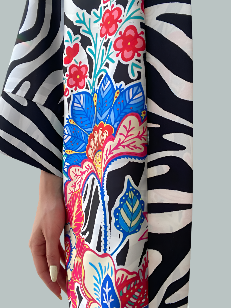 Short zebra kimono with flowers Baroc Boutique ONE SIZE