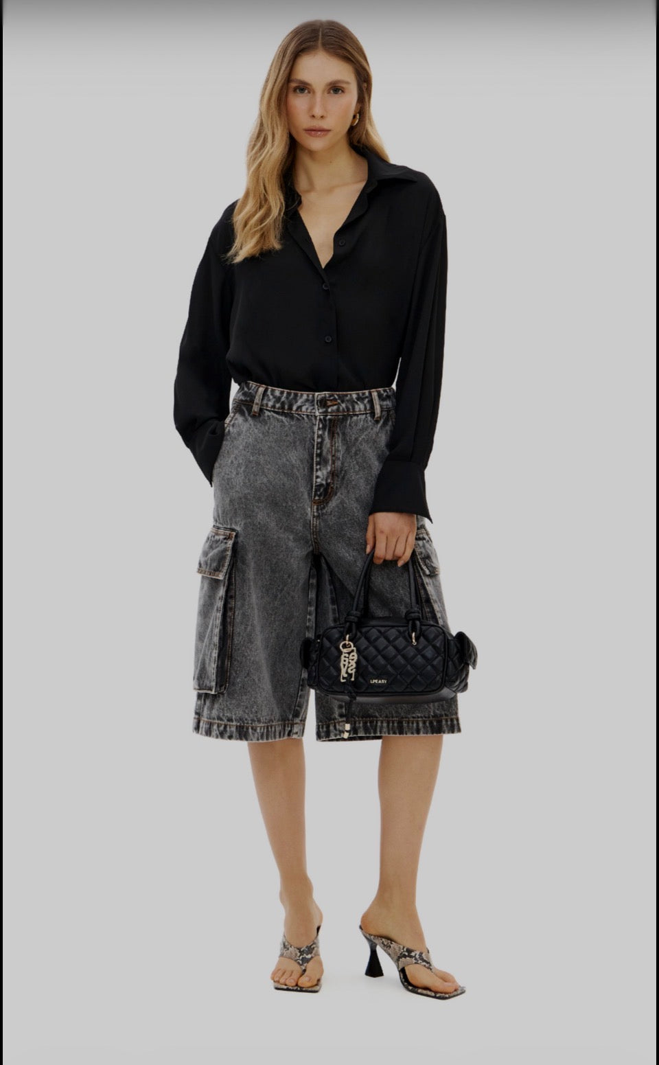 Premium denim cargo bermuda short Baroc Boutique