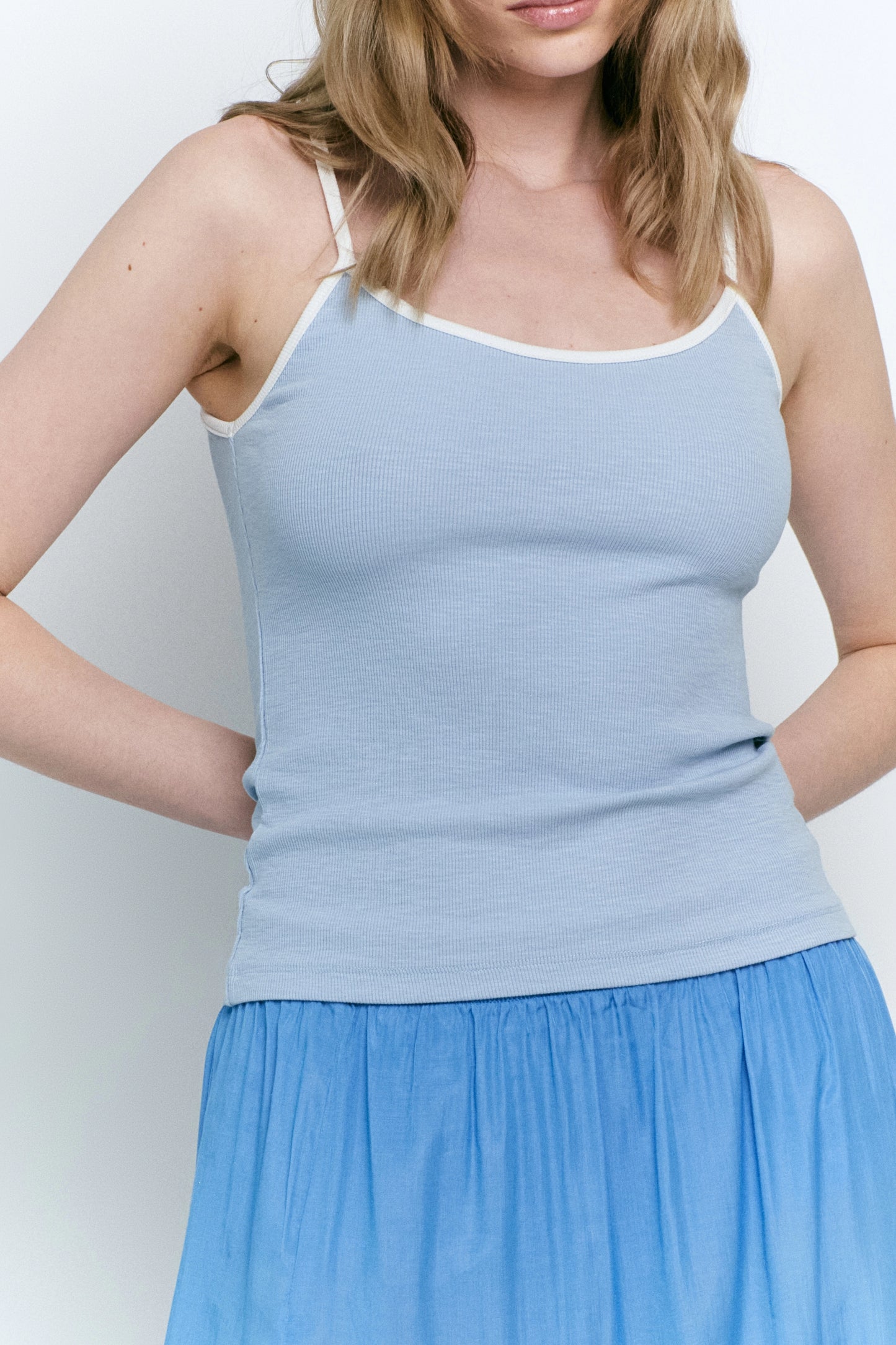 Ripped top with spaghetti straps Baroc Boutique