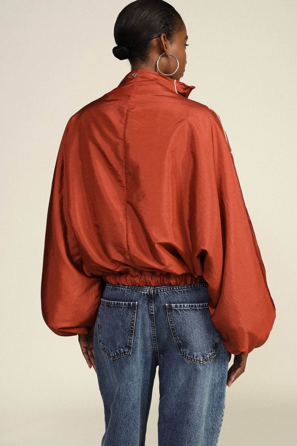 Short bomber jacket with wide sleeves and front zip Baroc Boutique