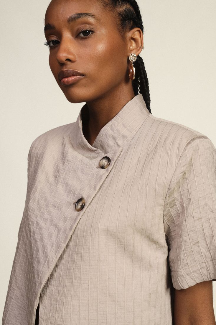 Short striped blazer with short sleeves and buttons Baroc Boutique