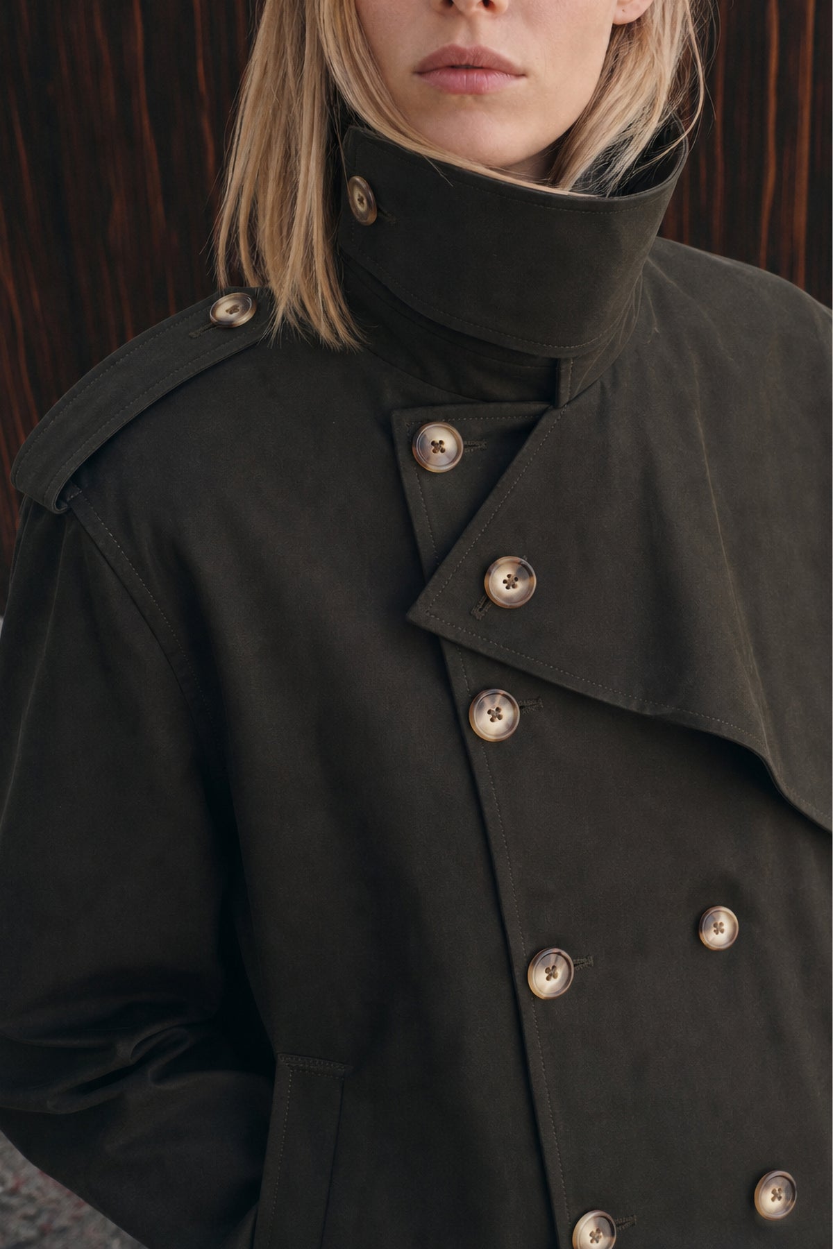 Short trench coat with belt Baroc Boutique