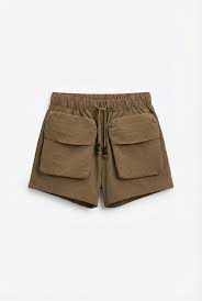 Short with front pockets and loose fit Baroc Boutique