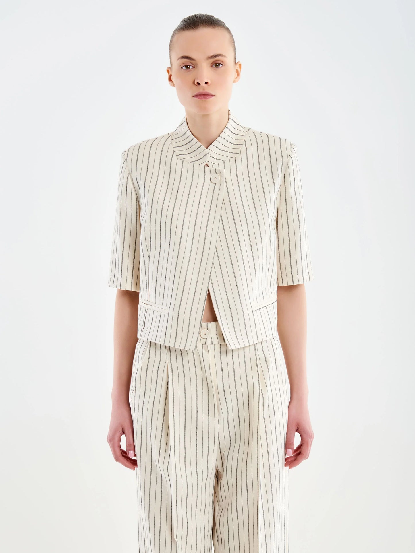Striped high collar crop blazer Baroc Boutique