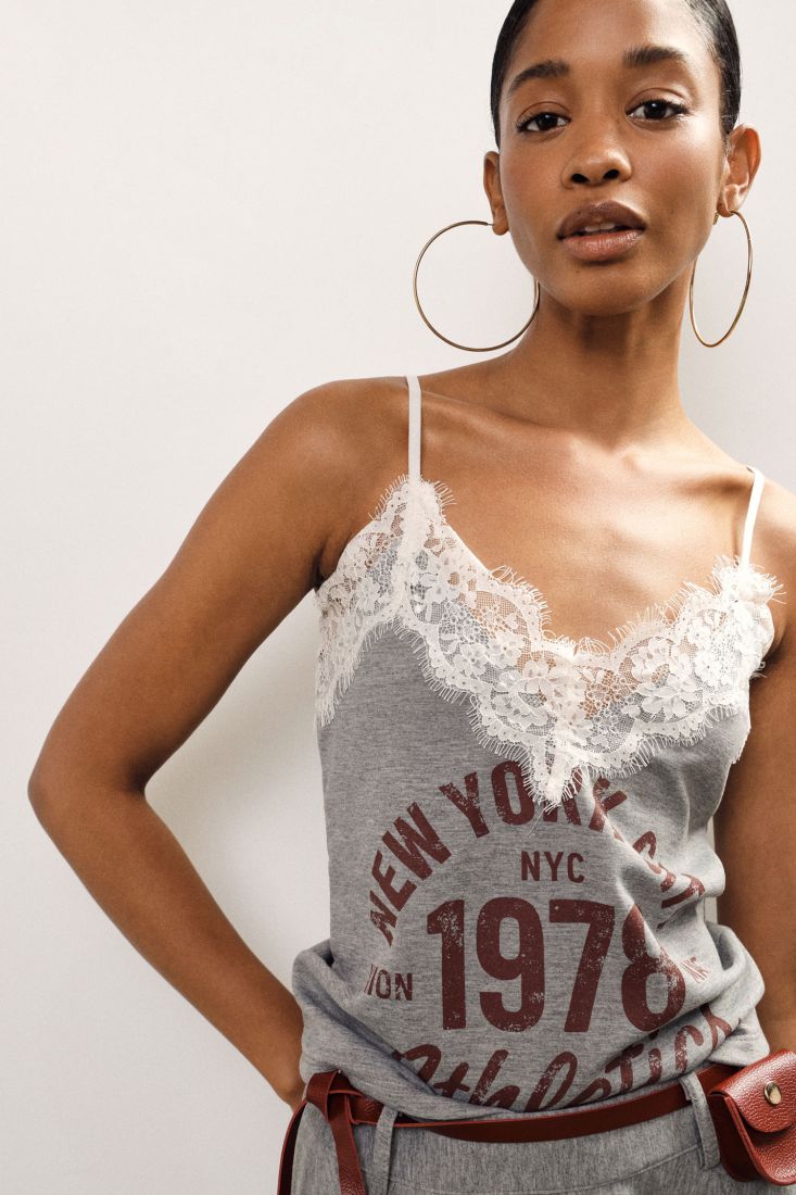 Top with thin straps, lace trim and print Baroc Boutique