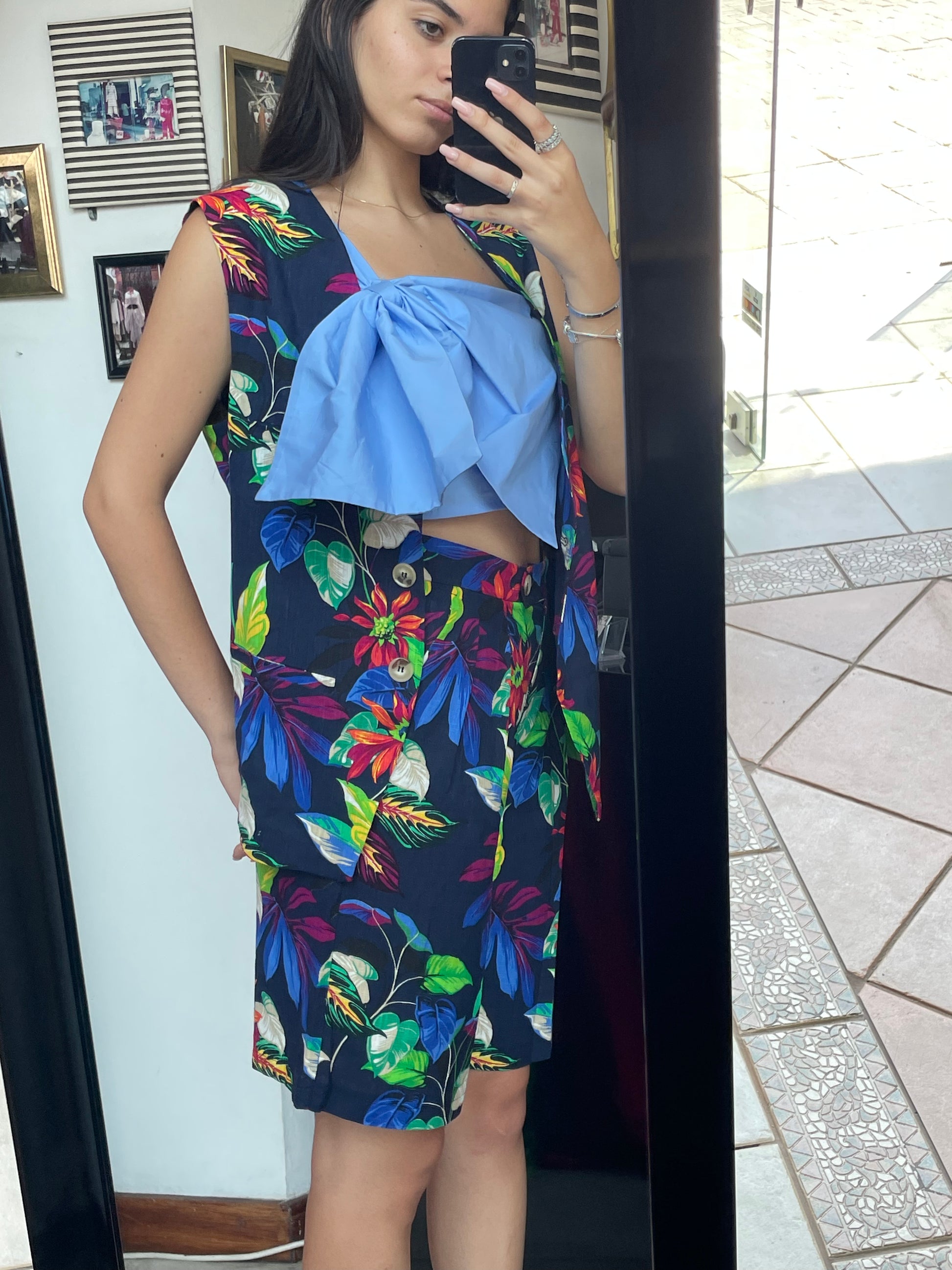 VEST Linen vivid flower Vest Baroc Boutique