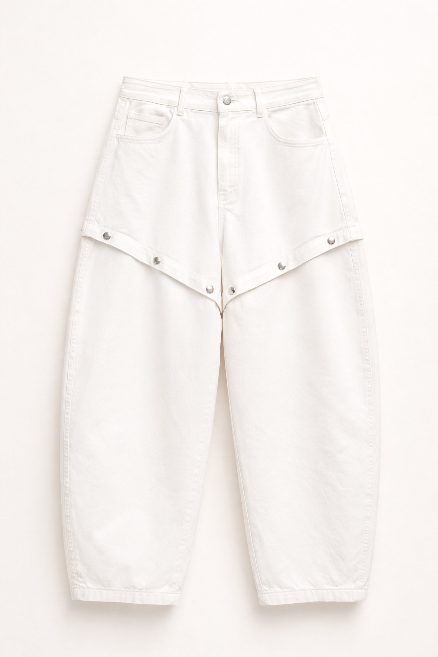 White denim barrel trouser Baroc Boutique