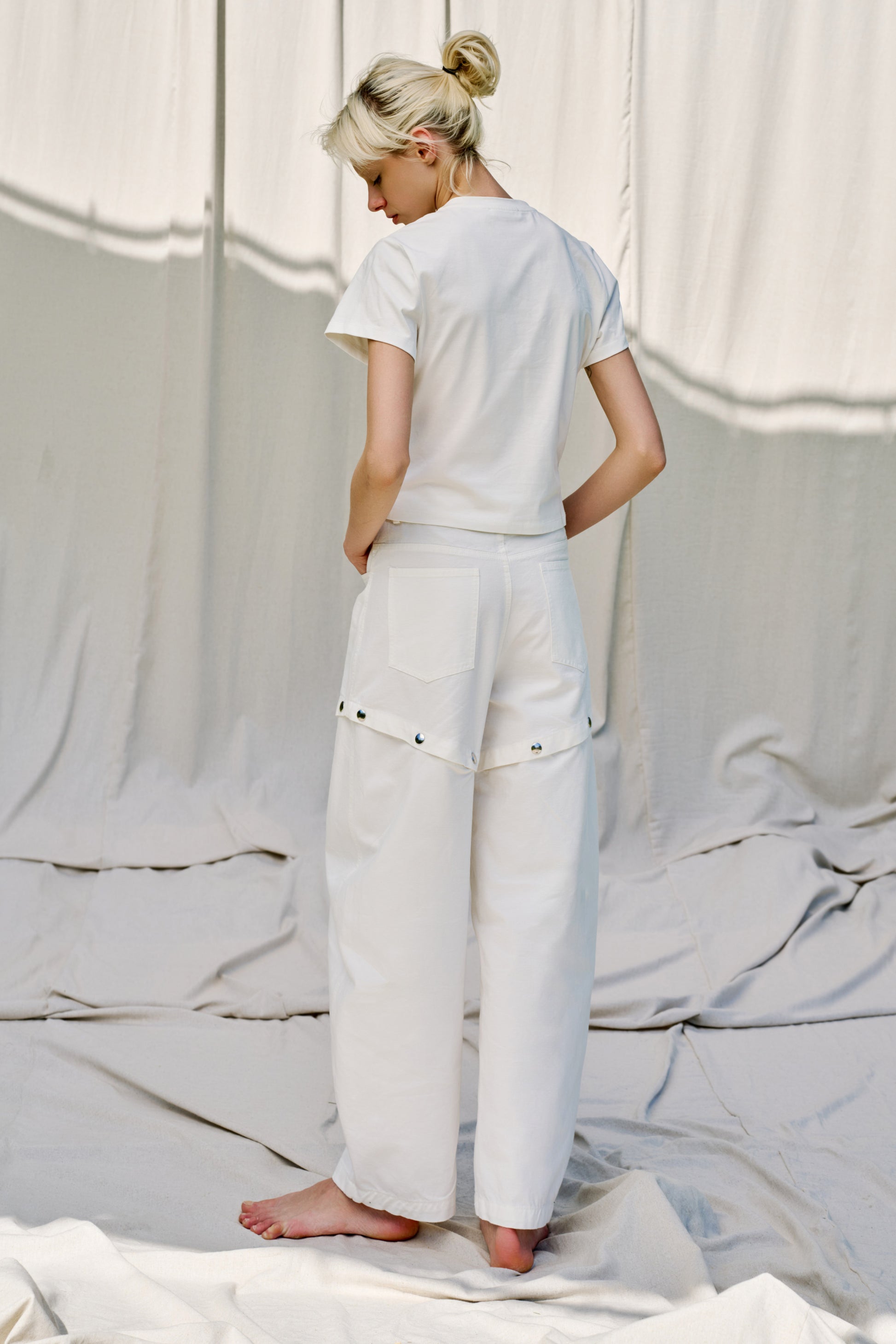 White denim barrel trouser Baroc Boutique