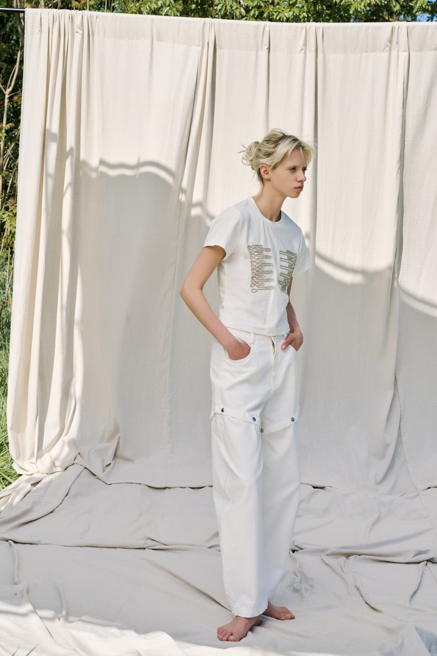 White denim barrel trouser Baroc Boutique