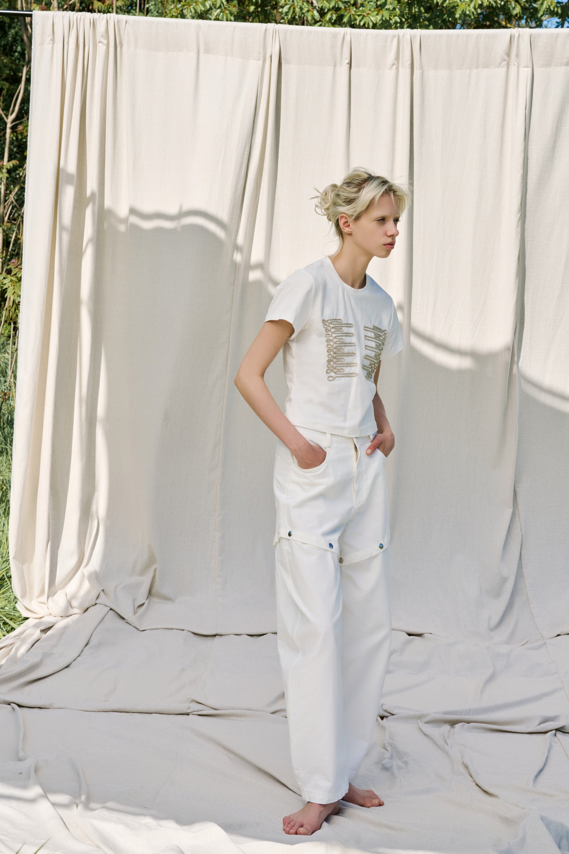 White denim barrel trouser Baroc Boutique