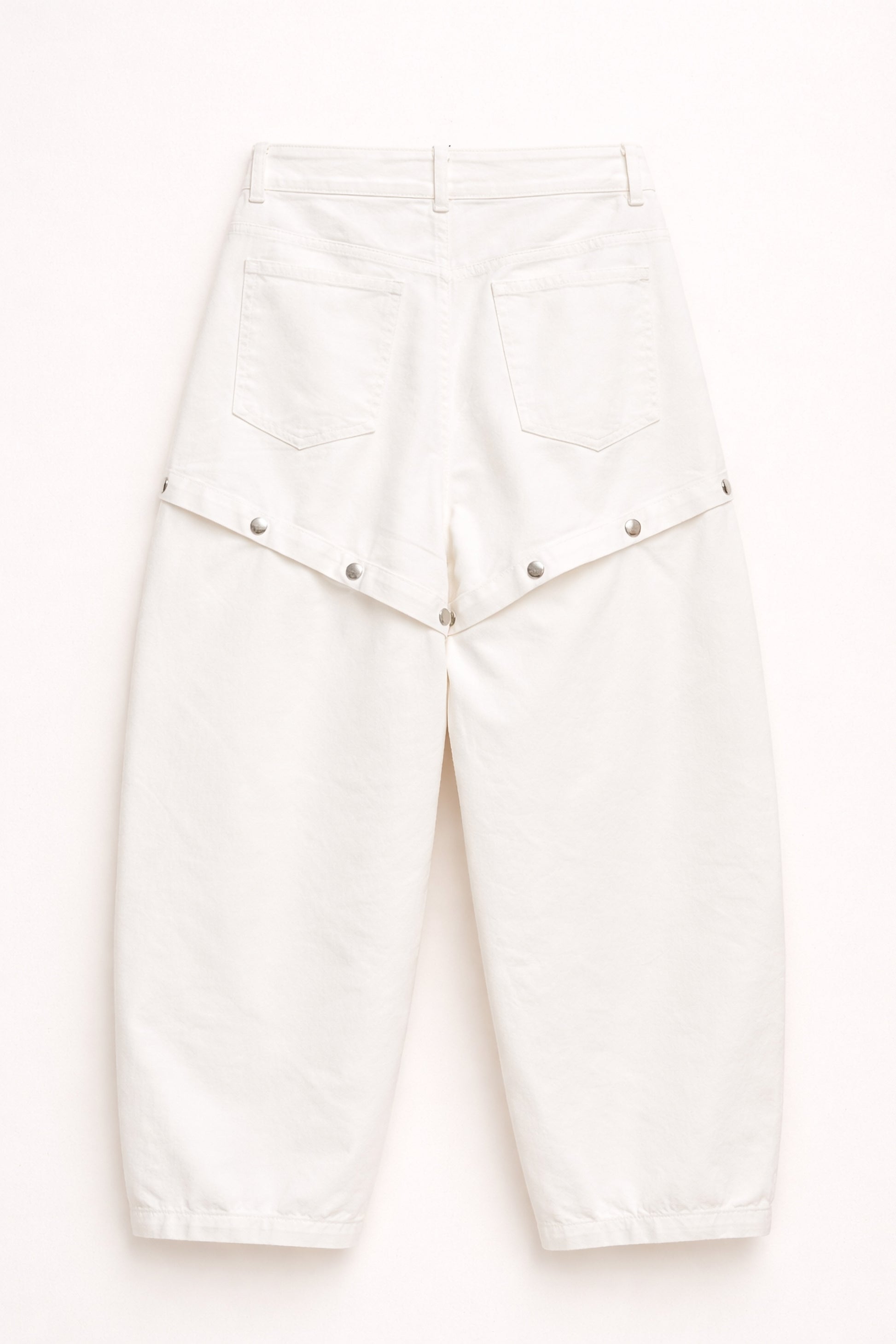 White denim barrel trouser Baroc Boutique