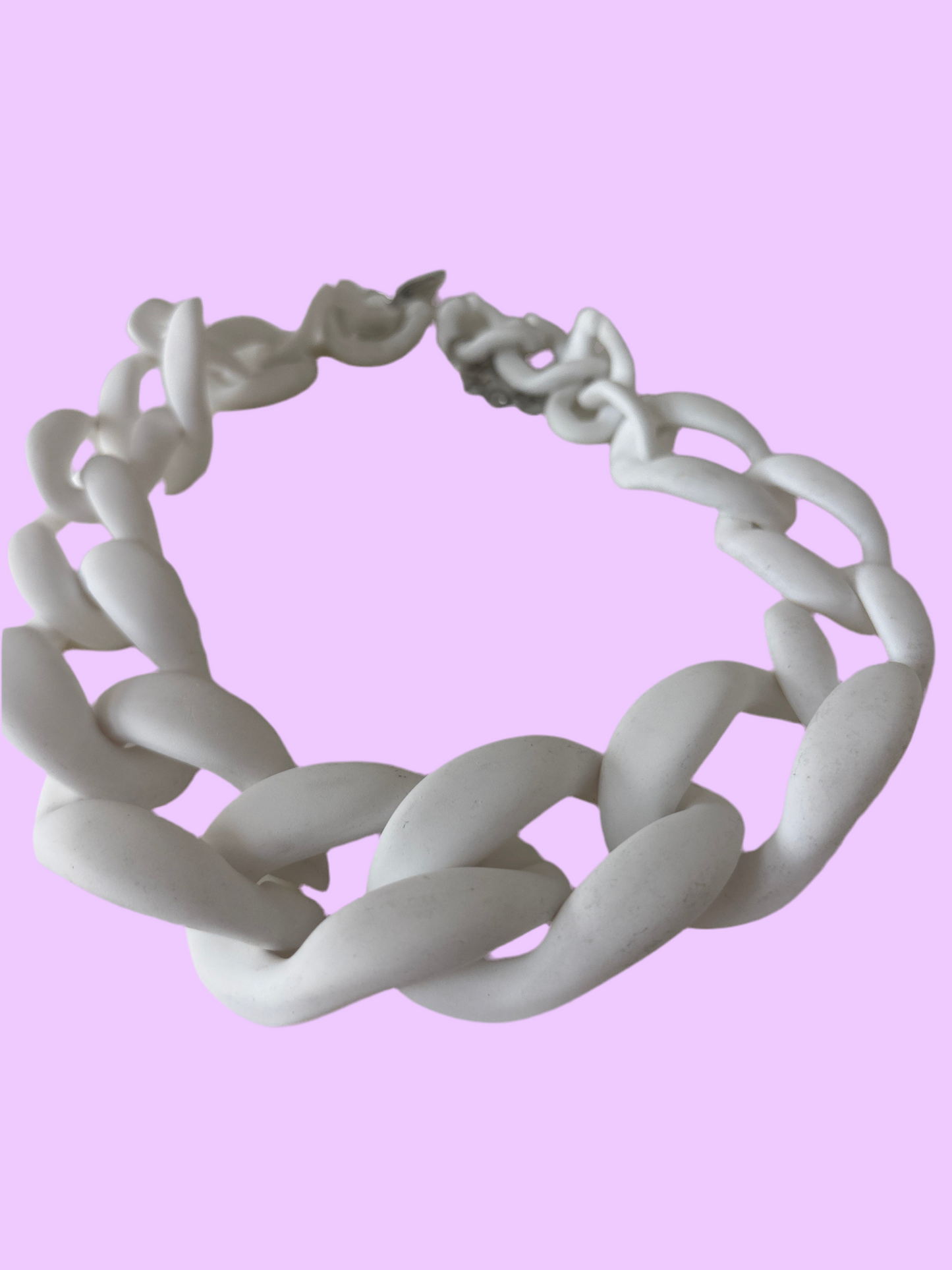 White short chain matte Baroc Boutique