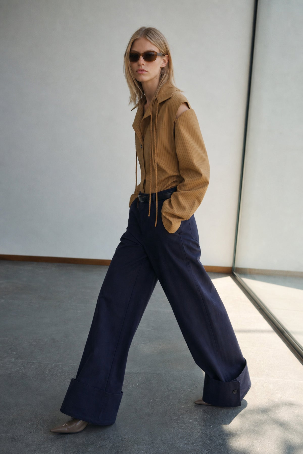 Wide leg trouser with cuffs Baroc Boutique