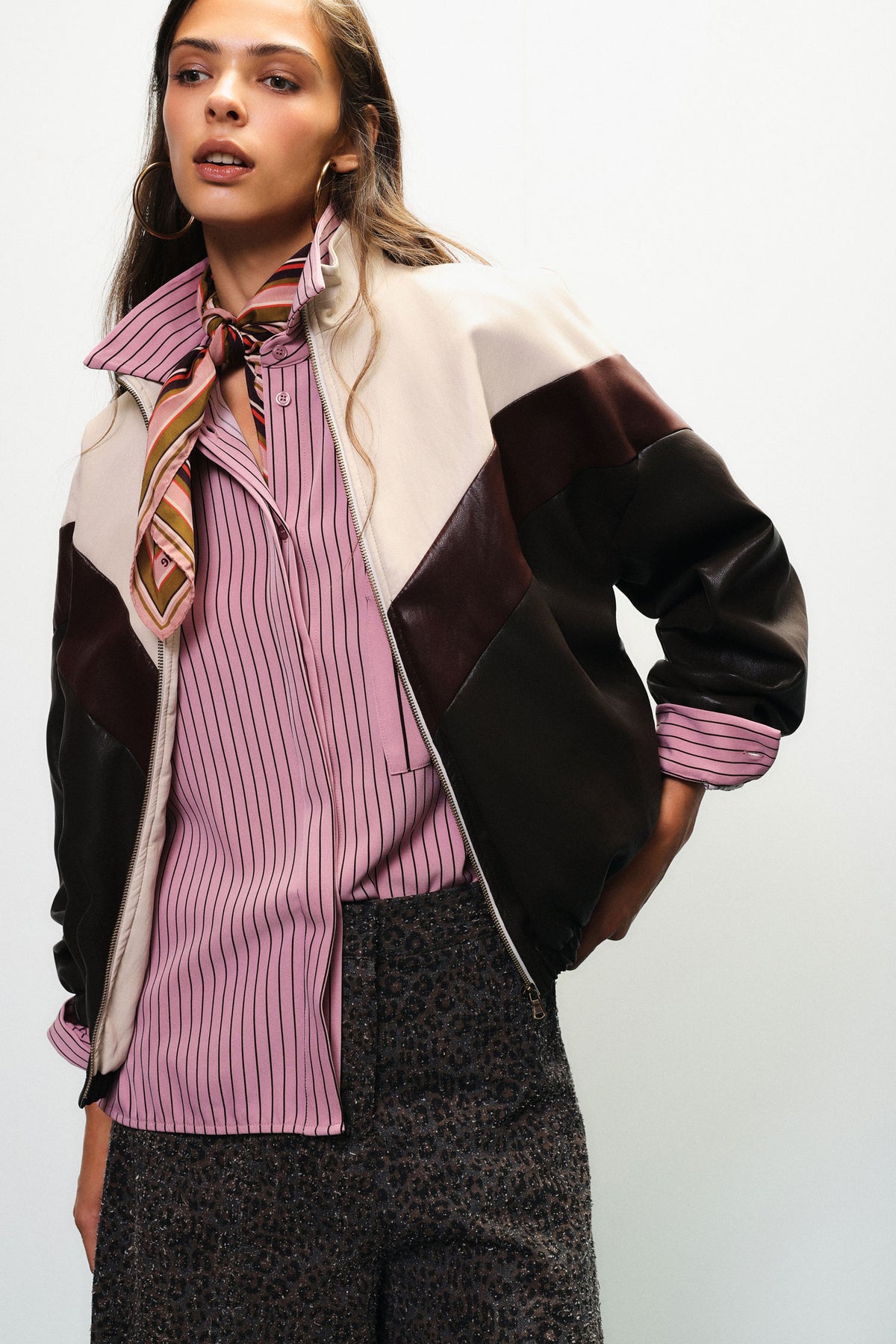 Zip-up bomber jacket with block pattern Baroc Boutique