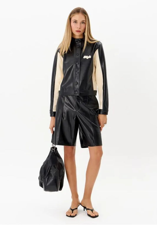 High waisted eco leather bermuda-short
