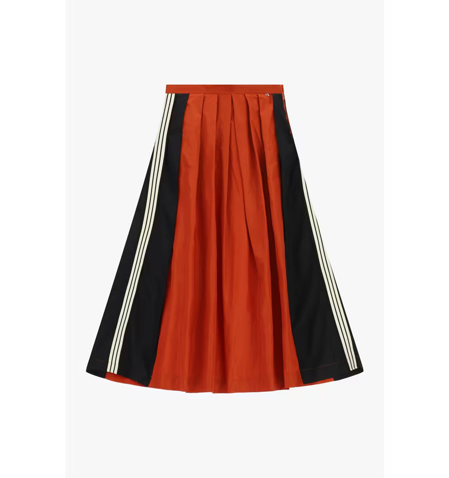 Midi pleated skirt with contrasting panels