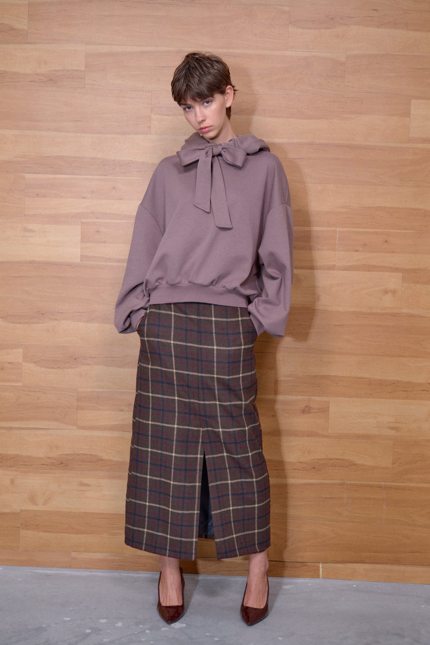 Slim fit checked skirt